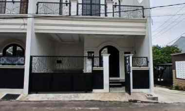 rumah lasik 2 lantai hook di jatimulya depok