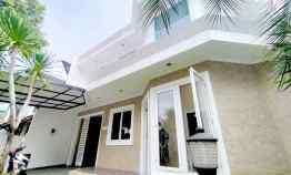 Rumah Cantik Bergaya Modern Minimalis di Lebak Bulus Jakarta Selatan