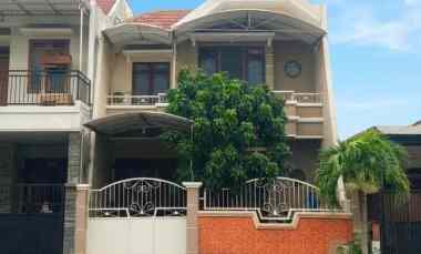 rumah lebak indah strategis row 4 mobil