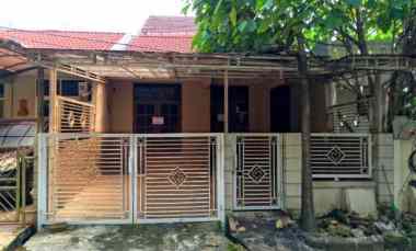 rumah lokasi oke di pulogebang kirana cakung jaktim