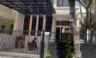 Rumah Luas 144m2 Pakuwon City Surabaya Row Jalan Lebar