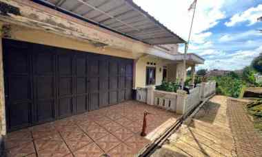 rumah luas dekat ke stasiun kereta cepat padalarang