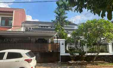 rumah luas di jatiwaringin asri pondok gede bekasi