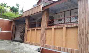 rumah luas siap huni di komplek cipageran asri