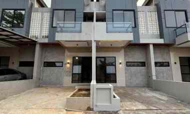 rumah luxury 2 lantai dekat jakarta selatan