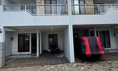 rumah luxury dengan desain scandinavian
