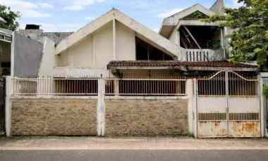 rumah manyar kertoadi strategis