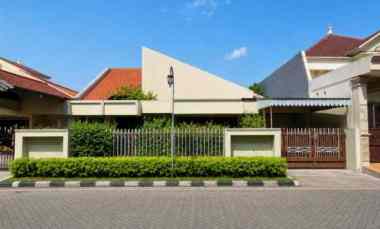 rumah manyar kertoarjo strategis