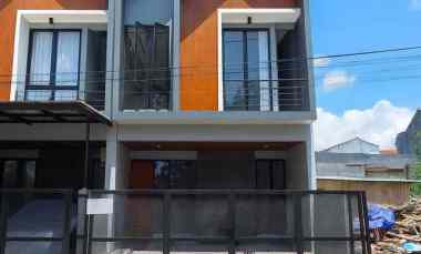 rumah manyar tirtoyoso new minimalis row 3 mobil
