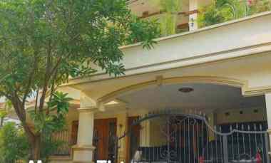 rumah manyar tirtoyoso strategis siap huni carport 2