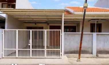 rumah manyar tirtoyoso strategis siap huni carport 2