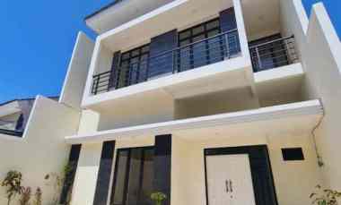 rumah medayu utara baru gress 2 unit