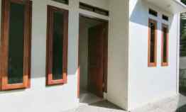 gambar rumah meruyung limo depok