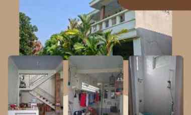 rumah mewah 2 lantai hook banyumanik semarang