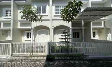 rumah mewah 2 lantai siap huni 0 jl raya di pandaan