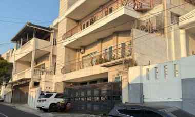 rumah mewah 3 lantai di tegalsari semarang