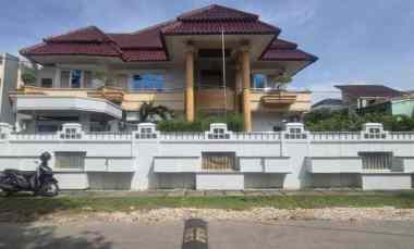 rumah mewah dalam komplek elit di duren sawit jaktim