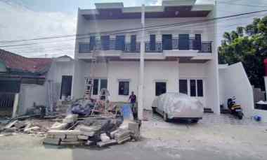 rumah mewah dua lantai di lamper tengah semarang