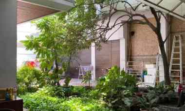 rumah mewah jl cempaka strategis siap huni tengah kota