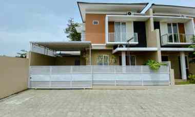 rumah mewah luas 8 menit ke polsek piyungan