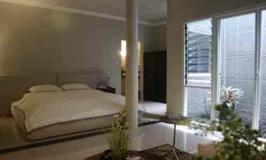 Rumah Mewah Luas Full Furnished di Setiabudi Regency