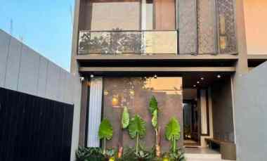 rumah mewah private pool dekat pasar gentan