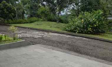 rumah mewah rapih fasilitas umum lengkap