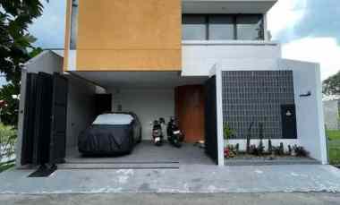 rumah mewah semi furnish dekat sleman city hall mall