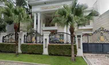 Rumah Mewah Siap Huni Berlokasi Sangat Strategis