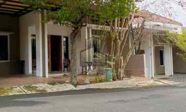 rumah mewah siap huni di cluster mangunharjo tembalang