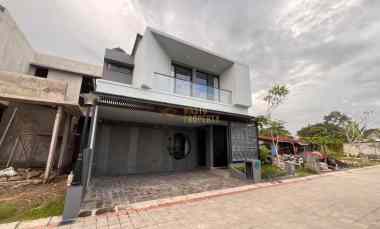 rumah mewah siap huni di mlati dekat sleman city hall