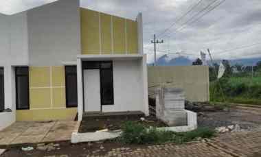 rumah minimalis 1 lantai dekat kota wisata batu