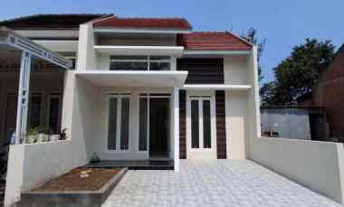 rumah minimalis 1 lantai lokasi dekat dispenduk