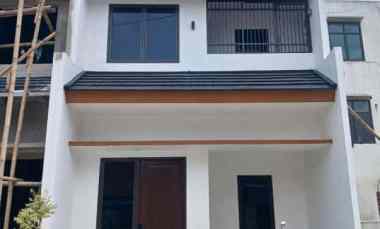 rumah minimalis 2 lantai siap huni di pengasinan depok