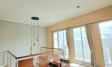 rumah minimalis 2 lantai wisma permai surabaya timur