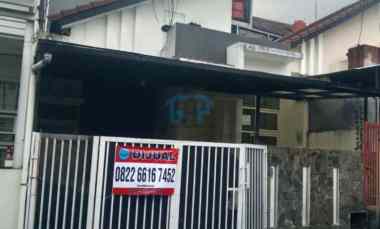 rumah minimalis komplek sariwangi siap huni
