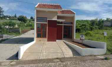 rumah minimalis nuansa alam cilame bandung barat