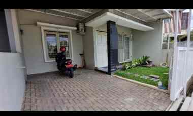 rumah minimalis nyaman di komplek antapani bandung