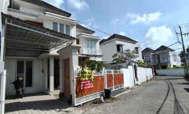 rumah minimalis one gate system dekat seseh dan canggu