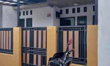 gambar rumah minimalis plus kitchen set