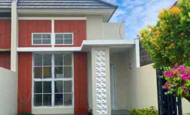 rumah minimalis siap huni di pengasinan depok