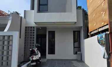 rumah minimalis siap huni di tenga kota di kayu putih