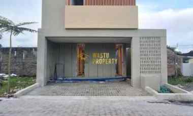 rumah modern 2 lantai 5 menit ke rs hermina jogja