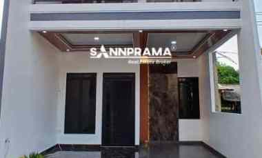 rumah modern tropis daerah perumnas depok 1