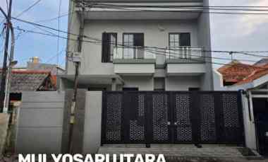 rumah mulyosari new minimalis granit 80x80 hadap utara