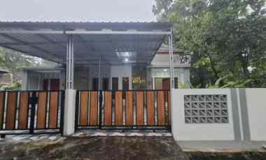 gambar rumah murah harga terjangkau di sumberharjo prambanan