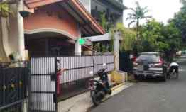Rumah Dijual di Jalan raya pondok kelapa
