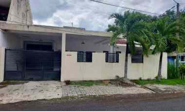 rumah ngagel terawat siap huni row jalan 3 mobil