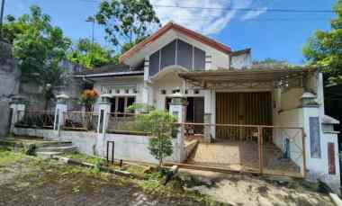 rumah ngesrep banyumanik semarang