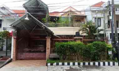rumah nginden intan strategis